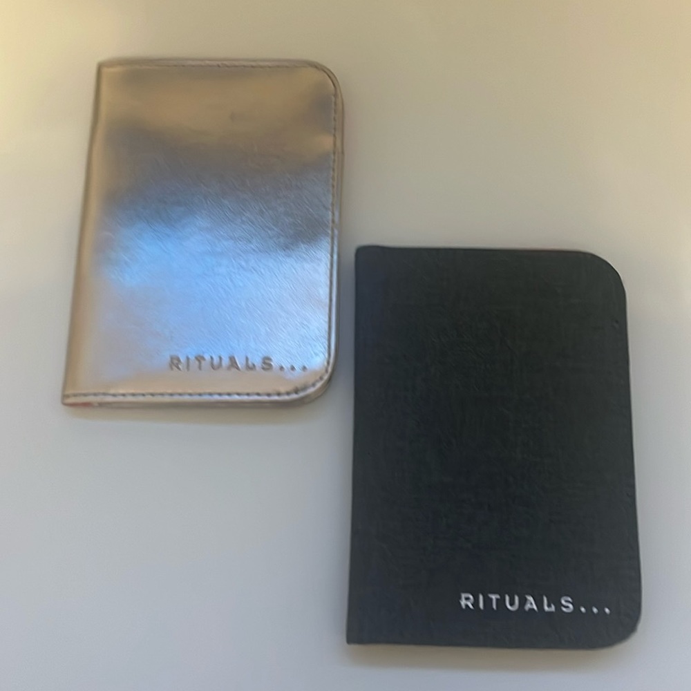 2 Rituals Passport Holders
